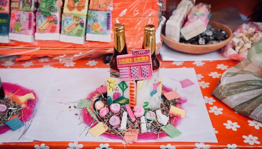 Offering at the Bolivia Witches Market